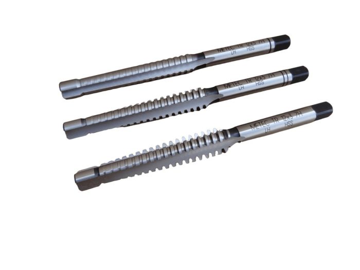 قلاویز دستی چپگرد دنده کبریتی TR12x3